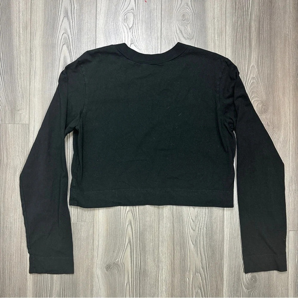 Tan lines by Sivan - Black Cropped Long Sleeve Shirt - Picture 3 of 5